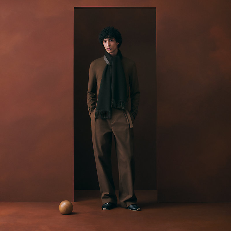 カシミヤマフラー 《レクトヴェルソ》 | Hermès - エルメス-公式サイト